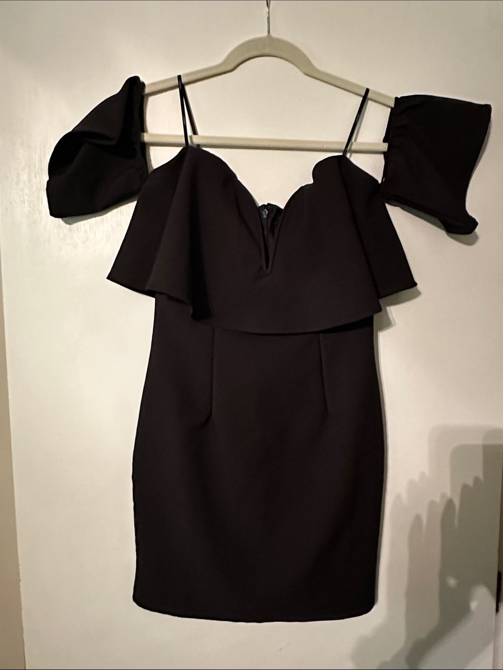 Forever 21 Black Off-Shoulder Ruffle Bodycon Dress
